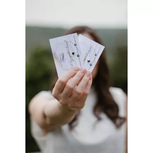 Hematit szíves bátorság növelő, védelmező makramé zsinórkarkötő koszorúslány felkérő hexa kártyával
